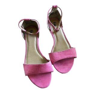 Fioni Women's Size 7 1/2 Pink Flat Shoes